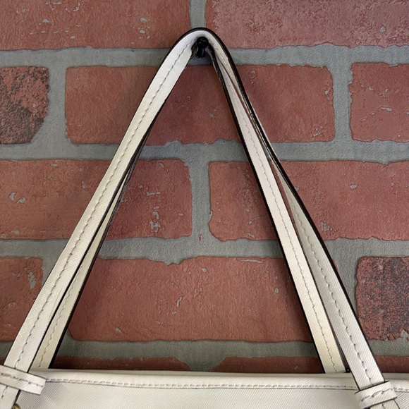 COACH PEYTON LEATHER ZIP TOP TOTE - Picture 8 of 13